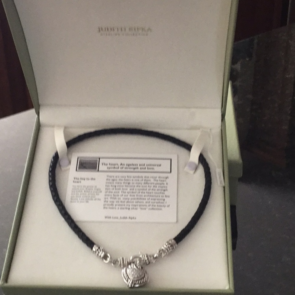 Leather and silver necklace